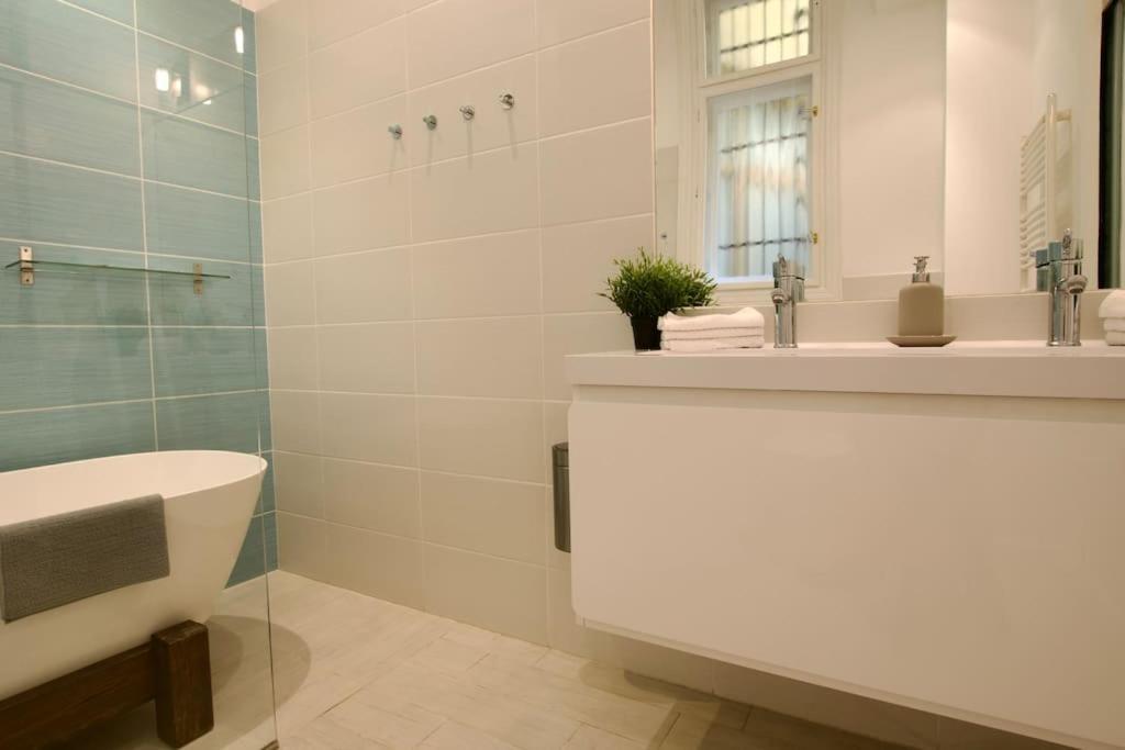 Premium Apartment By Hi5- Anker Apartment Budapeszt Zewnętrze zdjęcie