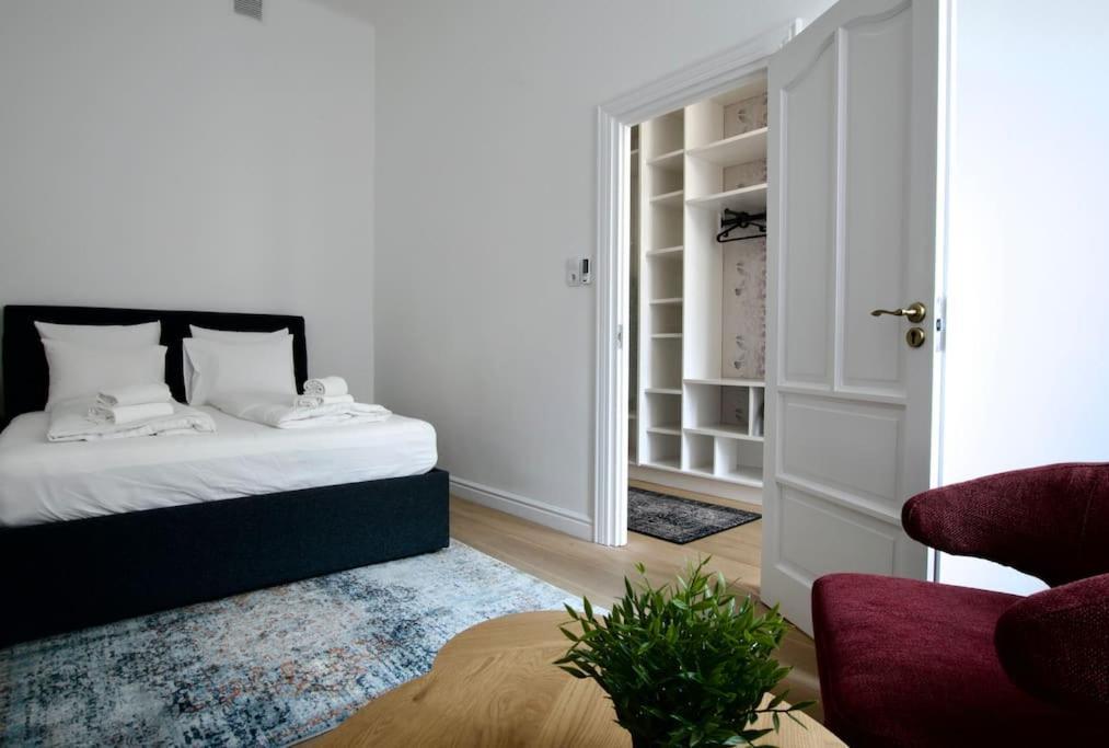 Premium Apartment By Hi5- Anker Apartment Budapeszt Zewnętrze zdjęcie