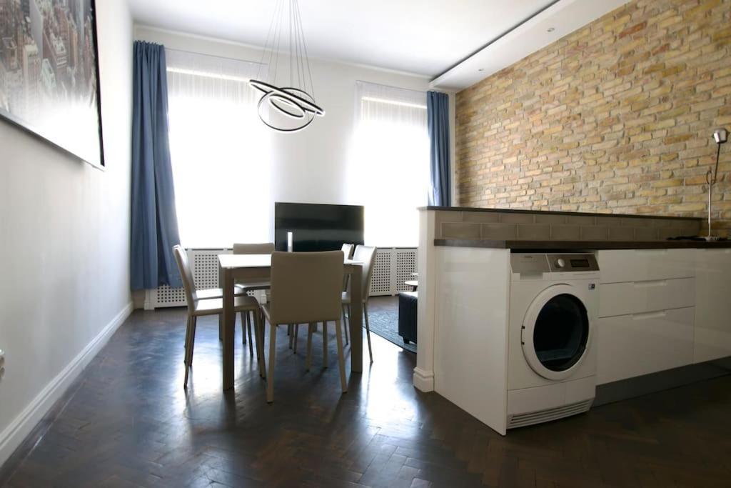 Premium Apartment By Hi5- Anker Apartment Budapeszt Zewnętrze zdjęcie