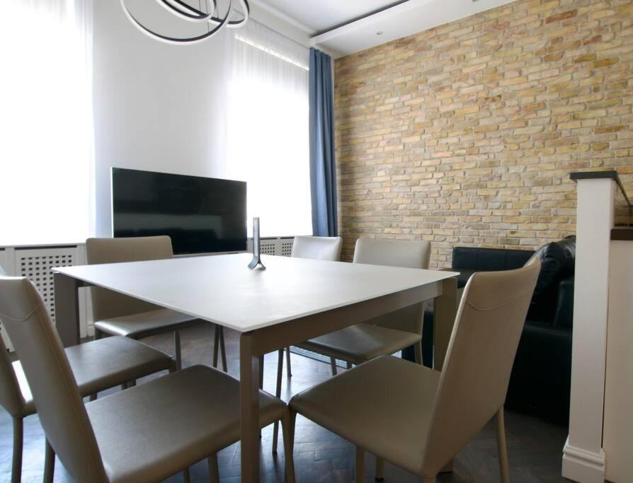 Premium Apartment By Hi5- Anker Apartment Budapeszt Zewnętrze zdjęcie