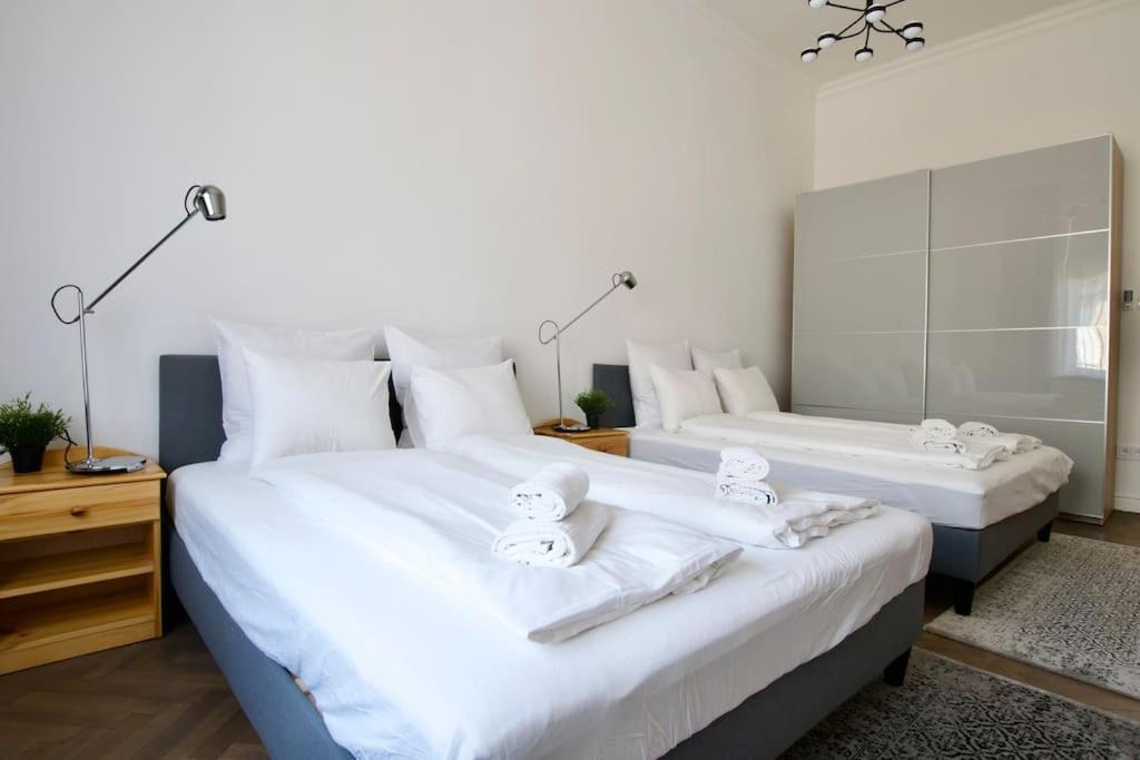 Premium Apartment By Hi5- Anker Apartment Budapeszt Zewnętrze zdjęcie